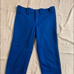 Mizuno women’s royal blue softball pants. Medium